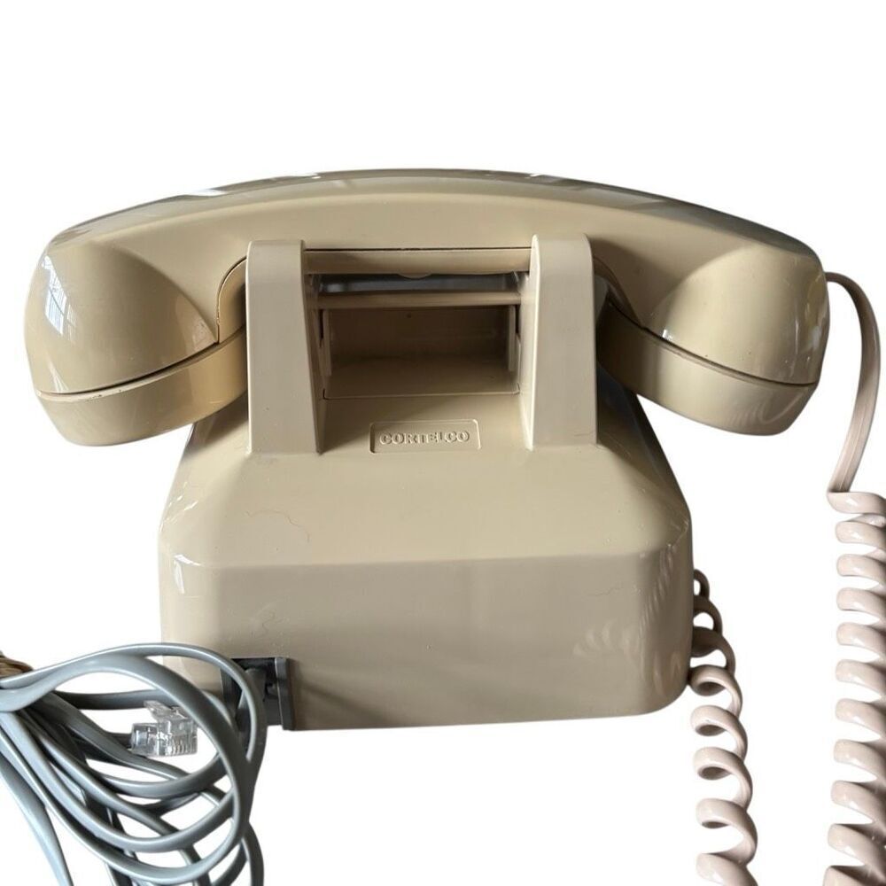 Cortelco RJ11C Vintage Tan Push Button Desk Phone *Tested* - Picture 5 of 9